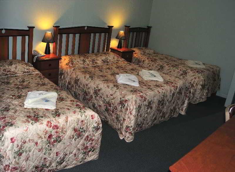 Miranda Lodge Canberra Esterno foto